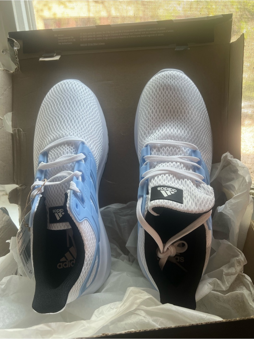 New with tag Adidas ultimashow blue women's size 8.5 sneakers/shoes